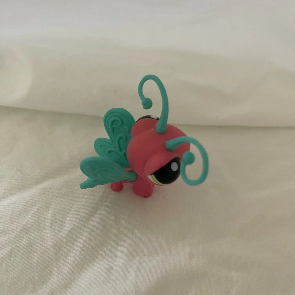 Littlest Pet Shop LPS Pink Butterfly #1917